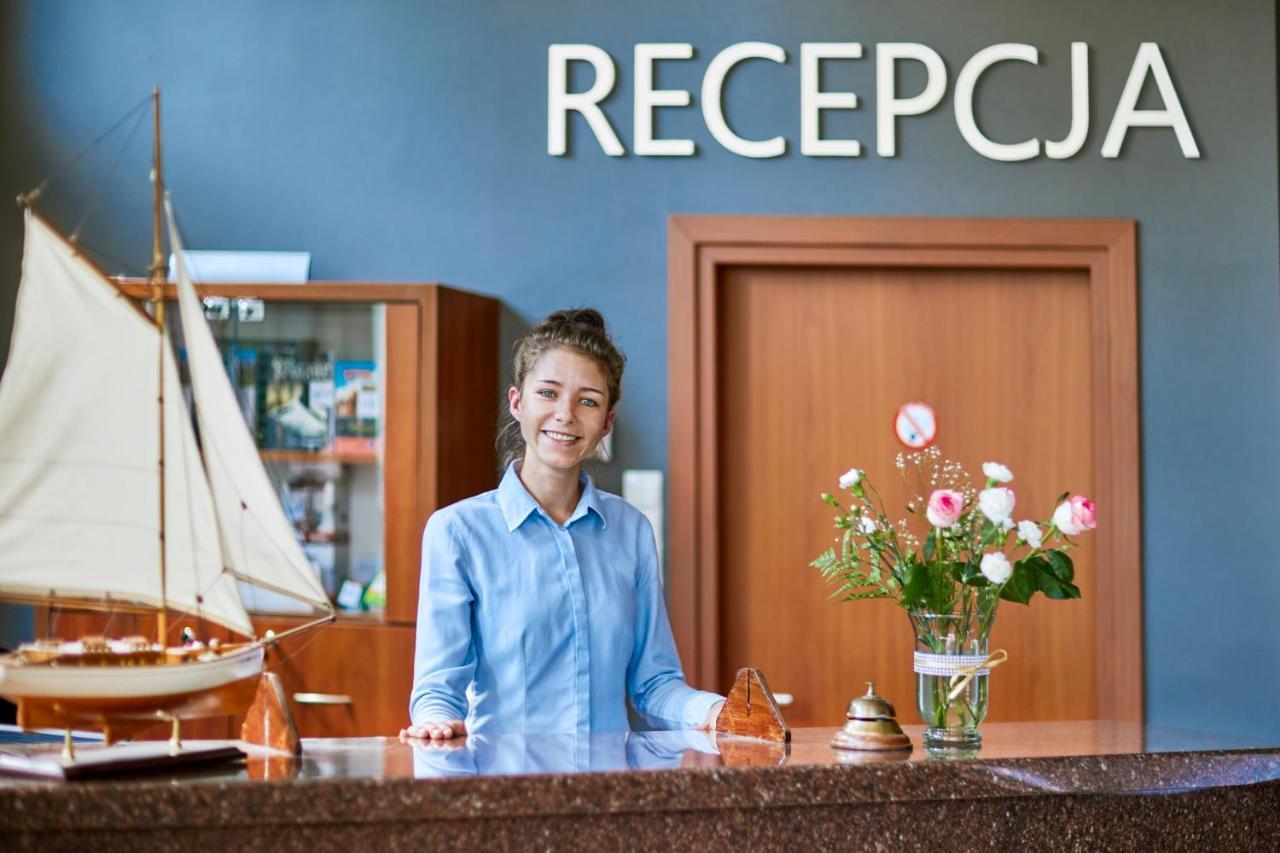 Hotel Mazury Giżycko Exteriör bild
